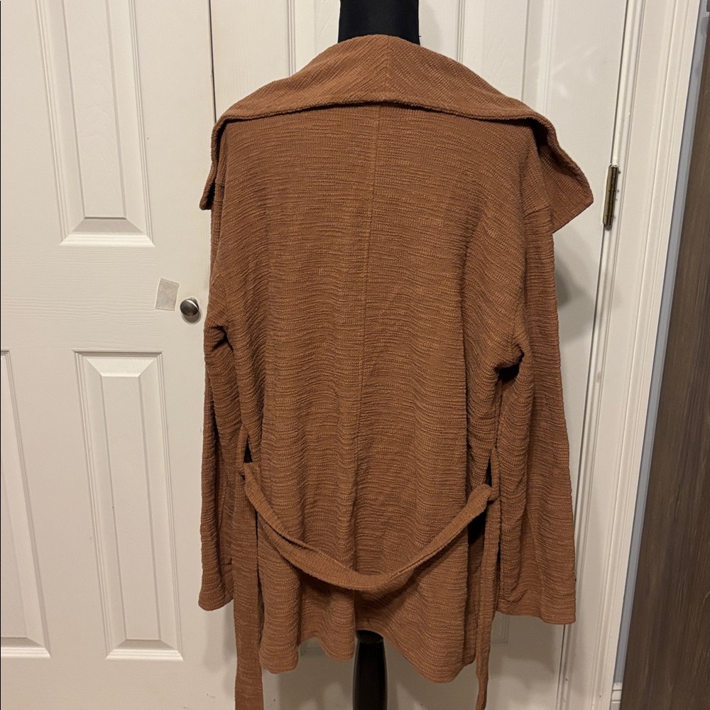 Steve Madden Textured Open Front Cardigan. - Picture 6 of 10